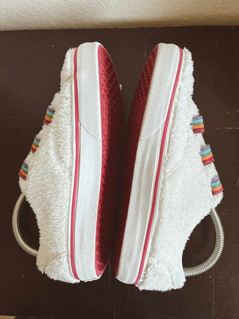 Vans Sherpa Rainbow Strap Sneakers Girls Size 7 White Fuzzy Hook & Loop Shoes - Picture 8 of 10